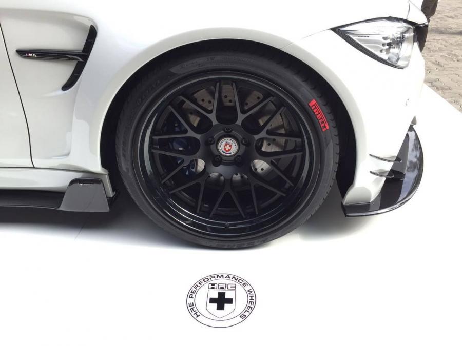 Колеса BMW M4 GTRS4 by Vorsteiner and RACE 2016 года  (фото 6 из 8)